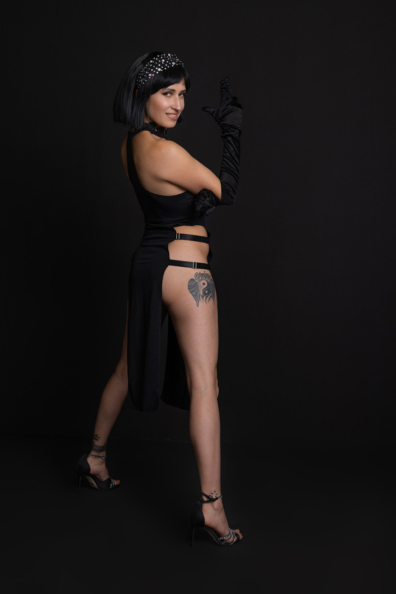 Dieses Shooting ist eine Einladung an dich, deine verspielte, feminine Seite zu entdecken